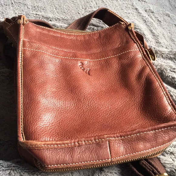 Soft grain Brown leather satchel. - Picture 13 of 13